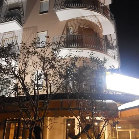 Hotel Jesolo Sand 3*