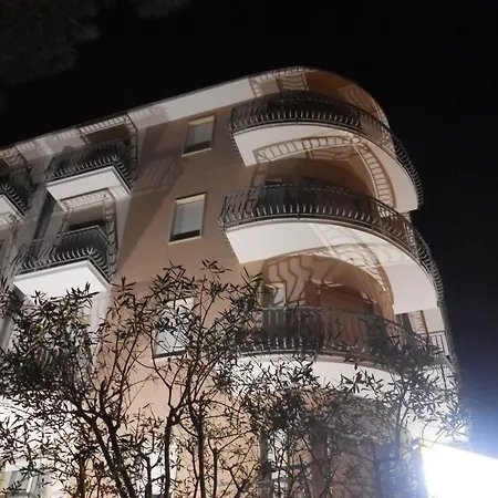 Hotel Jesolo Sand ホテル 3*