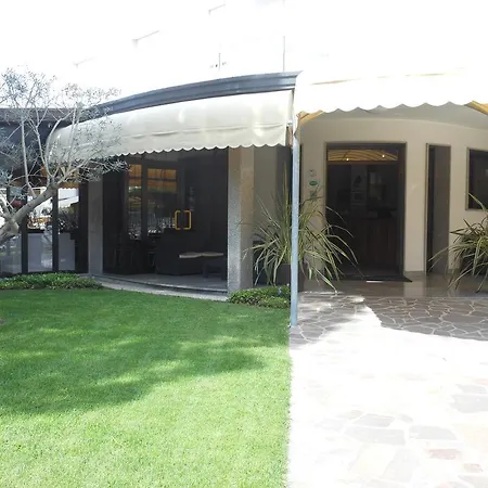 Hotel Jesolo Sand ホテル 3*